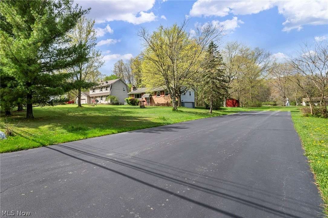 4.53 Acres of Land with Home for Sale in Mineral Ridge, Ohio