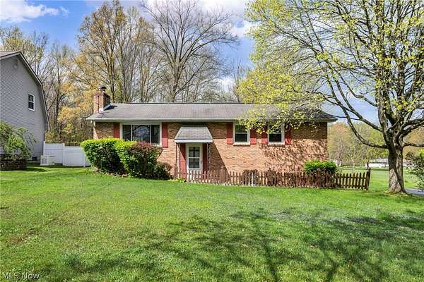 4.53 Acres of Land with Home for Sale in Mineral Ridge, Ohio