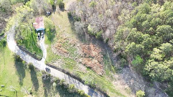 2.5 Acres of Land with Home for Sale in Soddy-Daisy, Tennessee