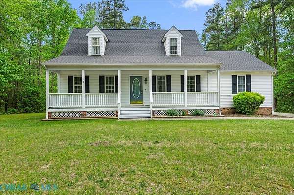 6.26 Acres of Land with Home for Sale in Aylett, Virginia
