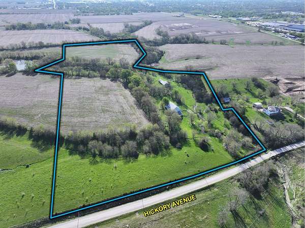 32 Acres of Land for Sale in Mount Pleasant, Iowa