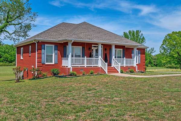 47 Acres of Land with Home for Sale in Lexington, Alabama