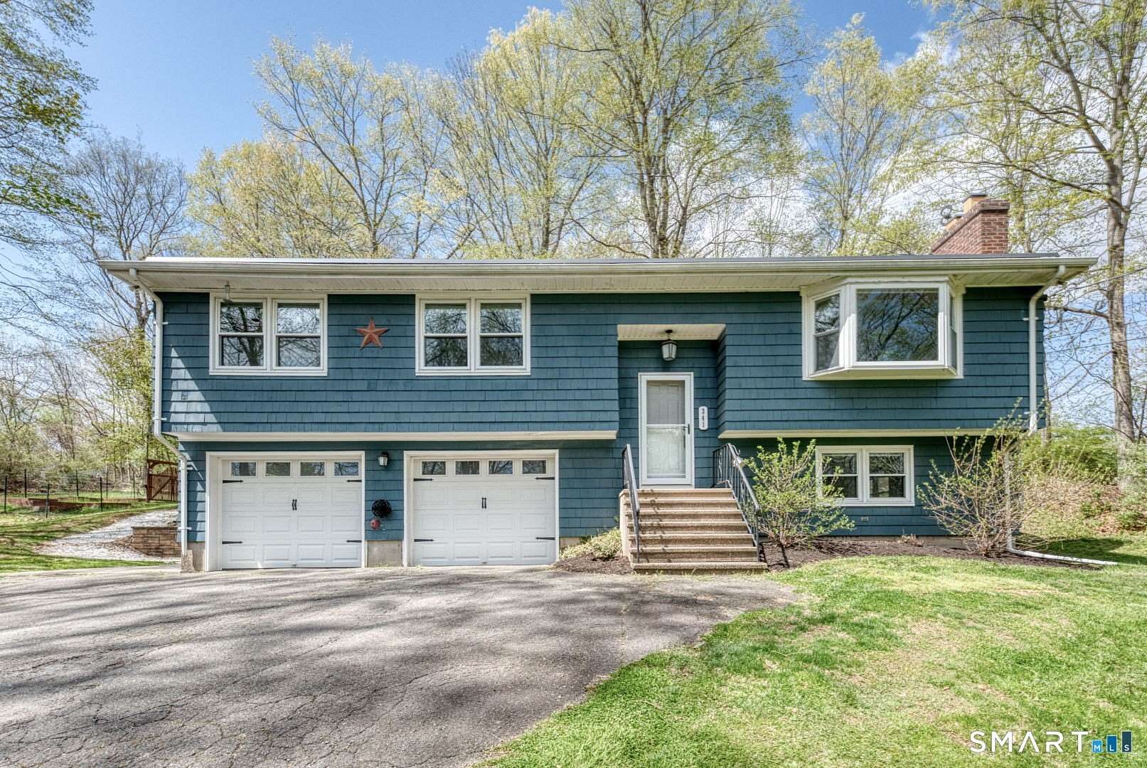 1.5 Acres of Land with Home for Sale in Middlefield, Connecticut