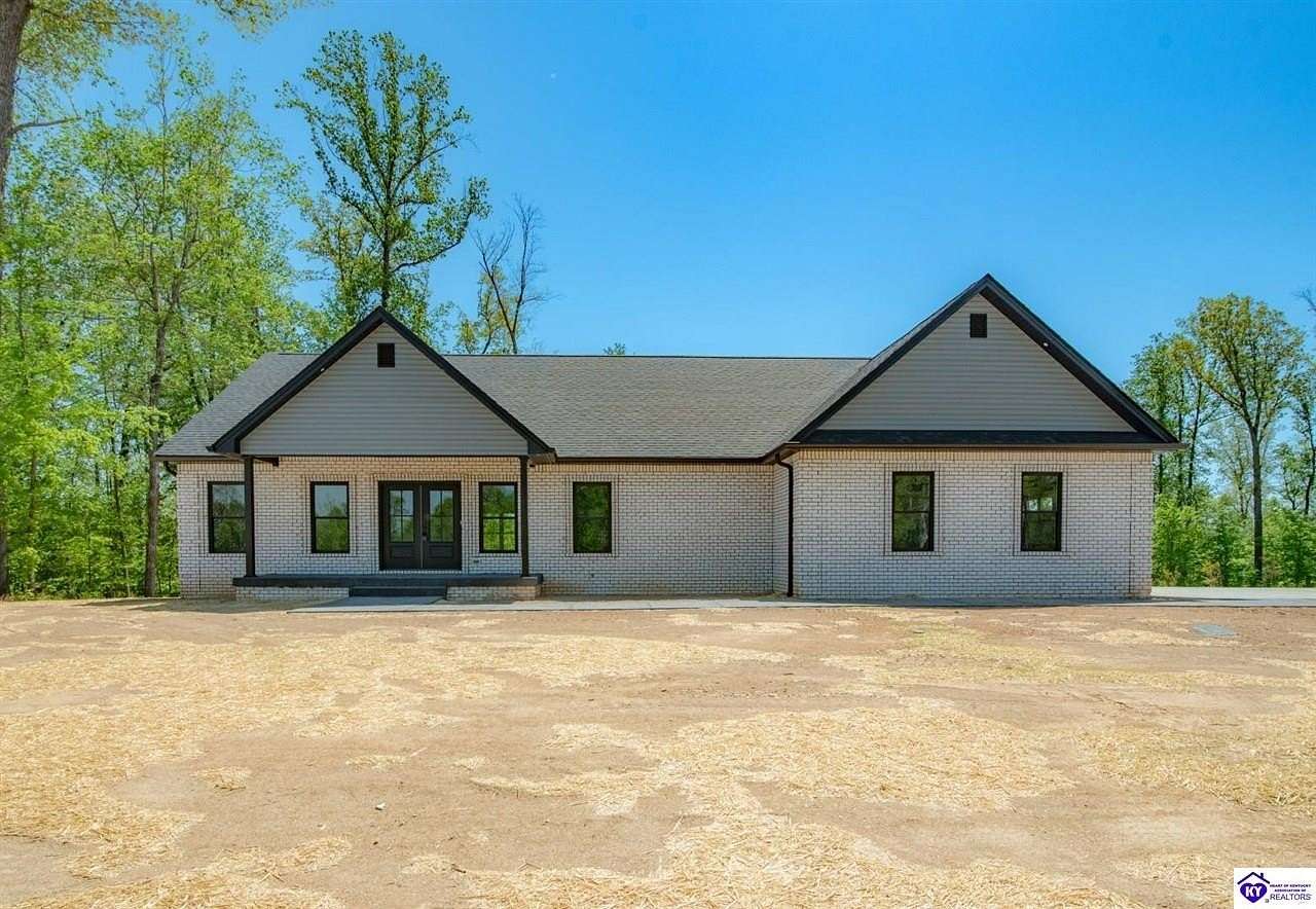 2.2 Acres of Land with Home for Sale in Elizabethtown, Kentucky