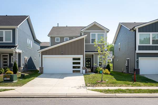 46.5 Acres of Land with Home for Sale in Gallatin, Tennessee