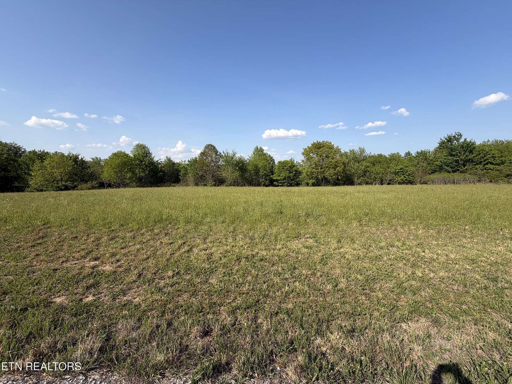 10 Acres of Residential Land for Sale in Crossville, Tennessee