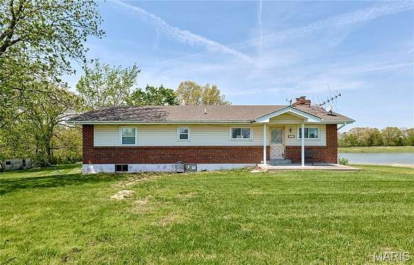 30 Acres of Land with Home for Sale in Troy, Missouri