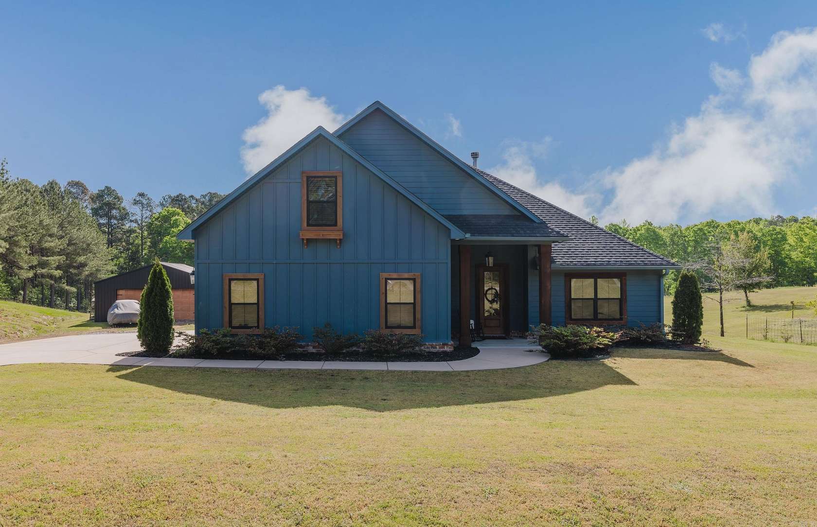 2.39 Acres of Land with Home for Sale in Benton, Arkansas