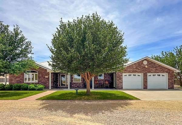 2.64 Acres of Land with Home for Sale in Seminole, Texas