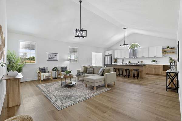 7.22 Acres of Land with Home for Sale in Circleville, Ohio