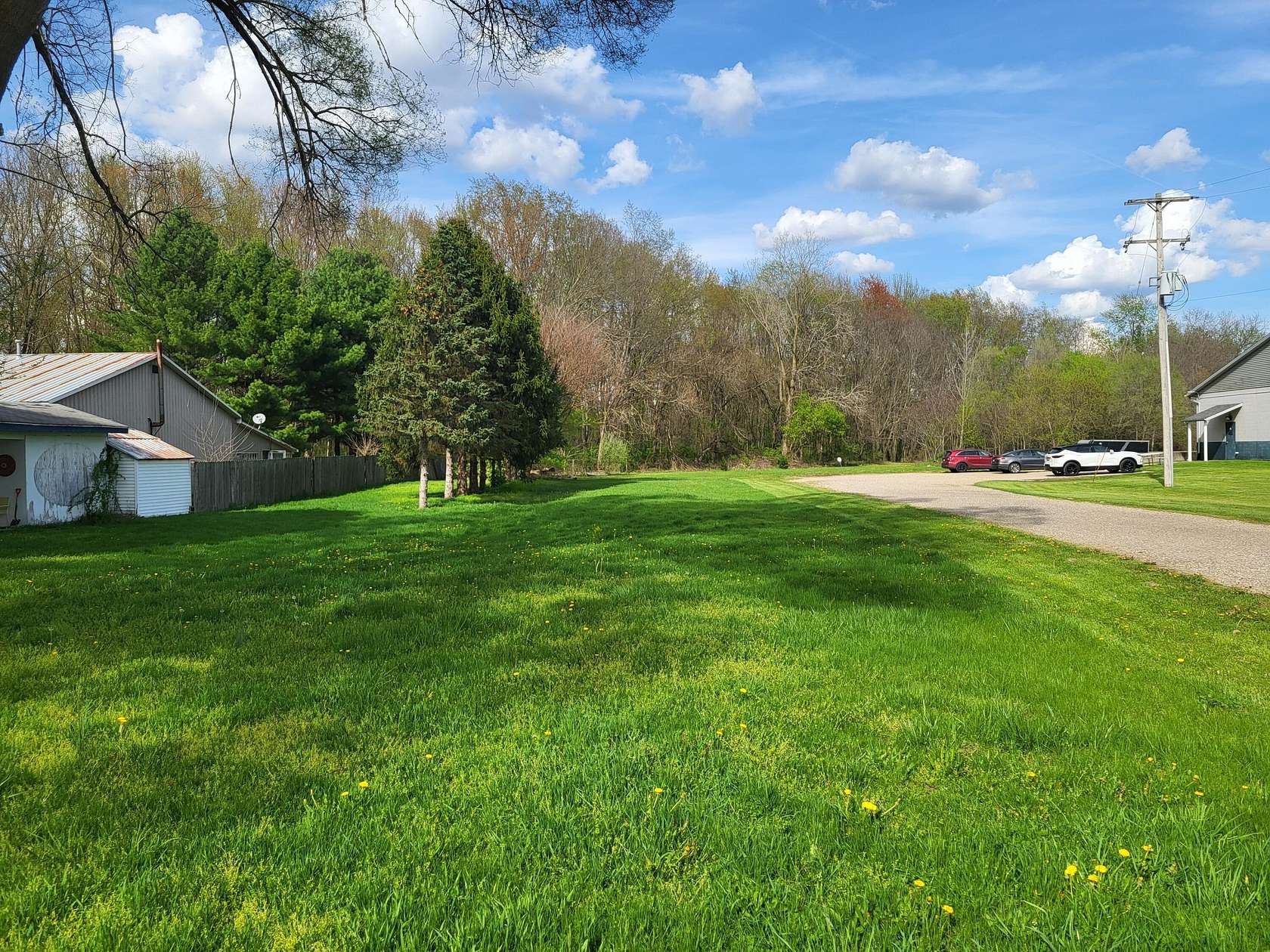 1.33 Acres of Commercial Land for Sale in Plainwell, Michigan