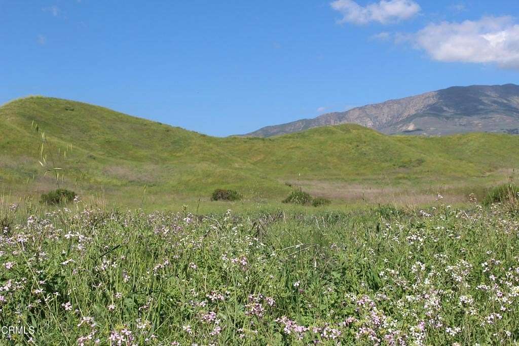 858 Acres of Land for Sale in Santa Paula, California