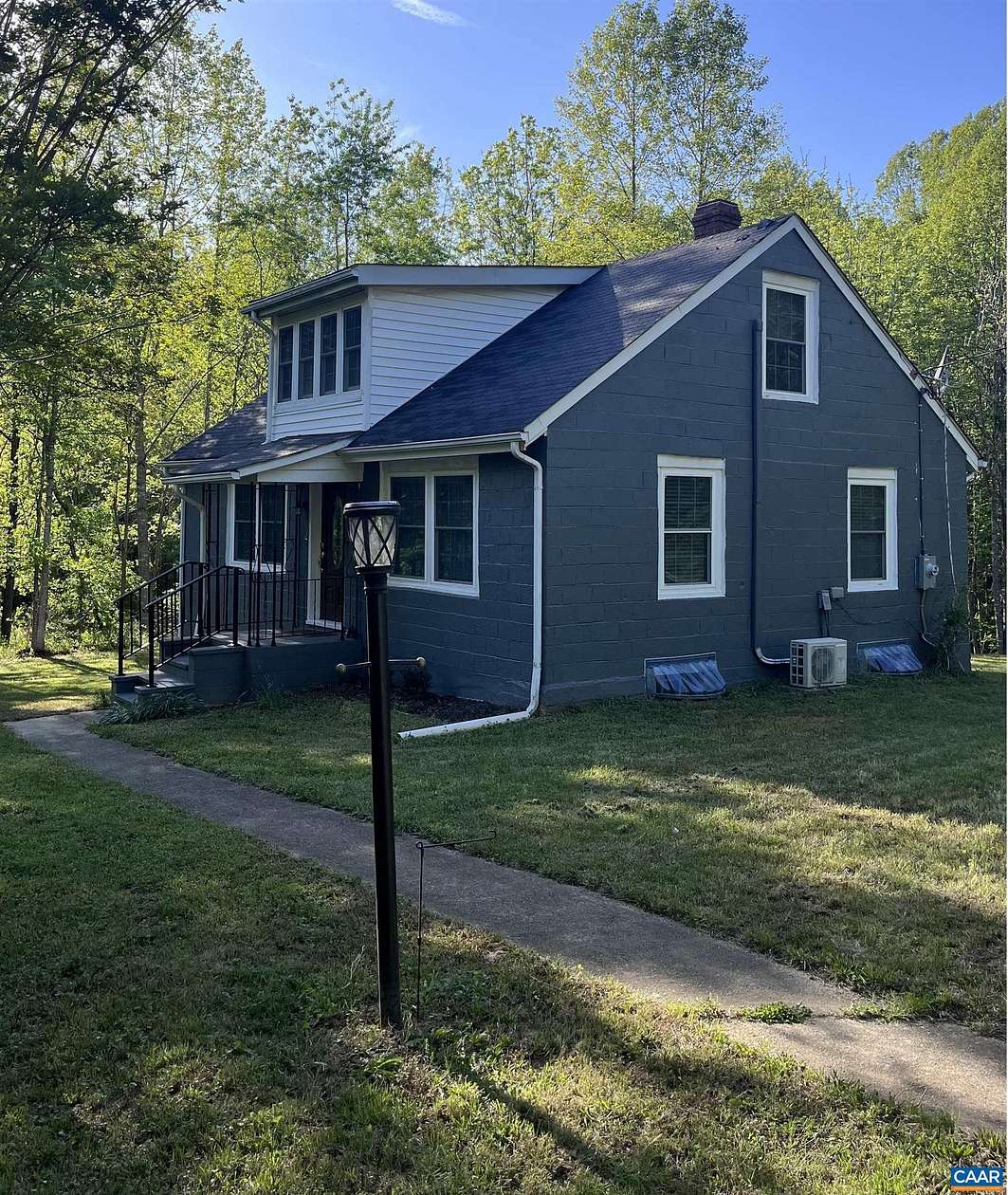 2.33 Acres of Land with Home for Sale in Esmont, Virginia