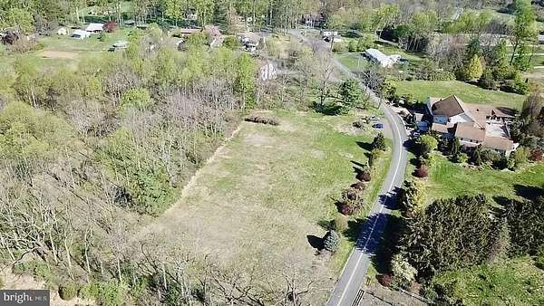 2.18 Acres of Residential Land for Sale in Zionsville, Pennsylvania