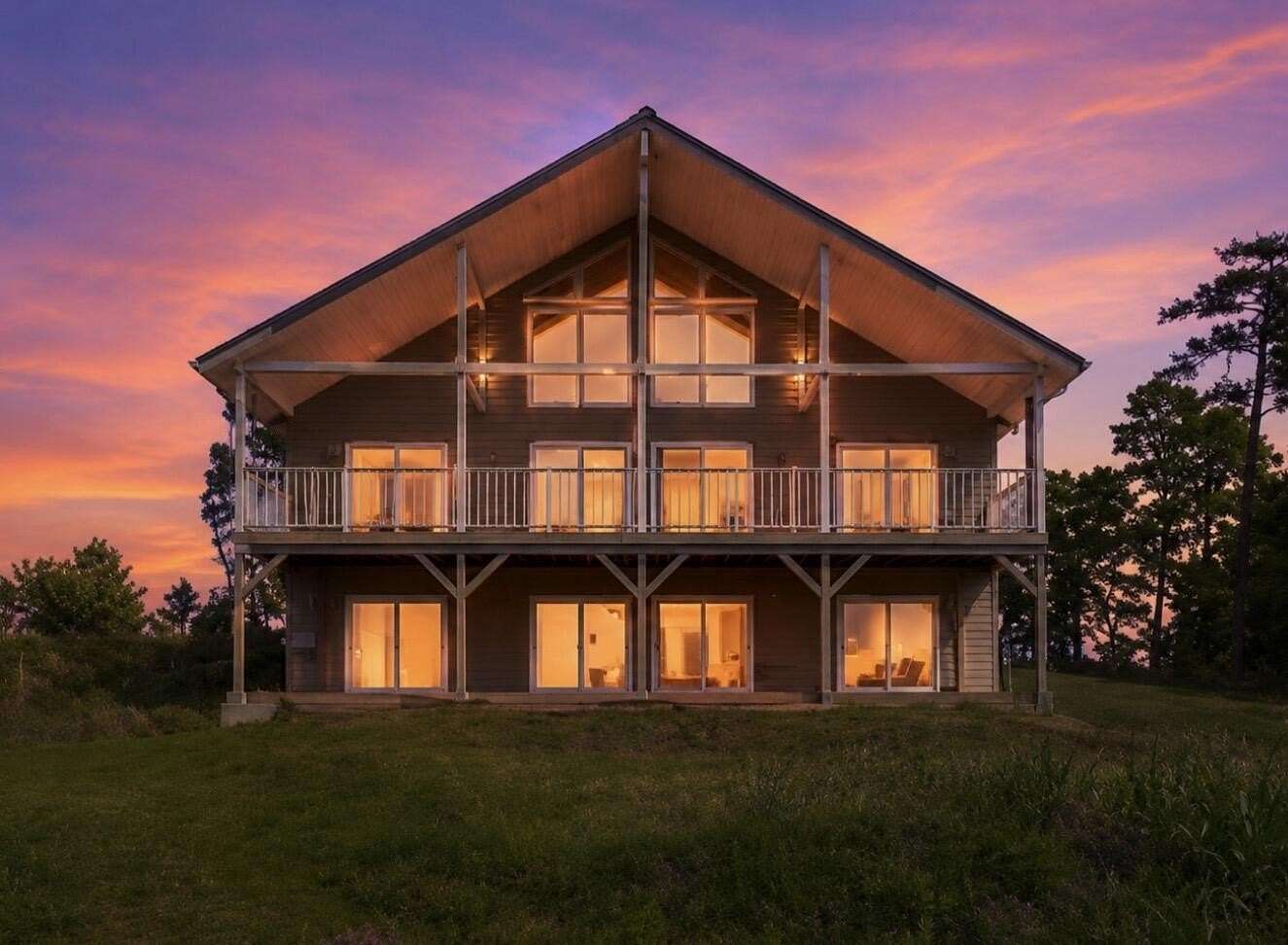 19 Acres of Land with Home for Sale in Mountain Home, Arkansas