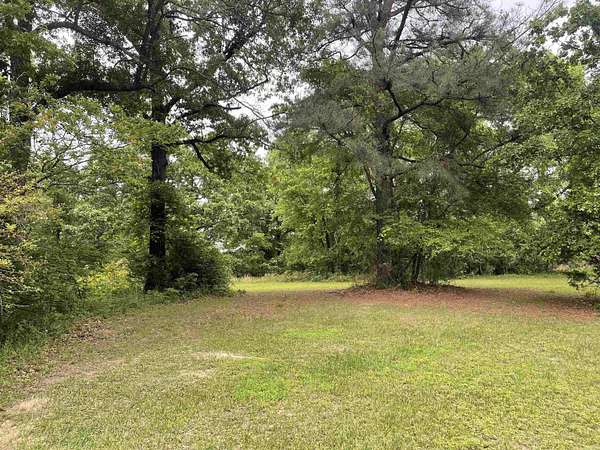 21 Acres of Recreational Land for Sale in De Queen, Arkansas