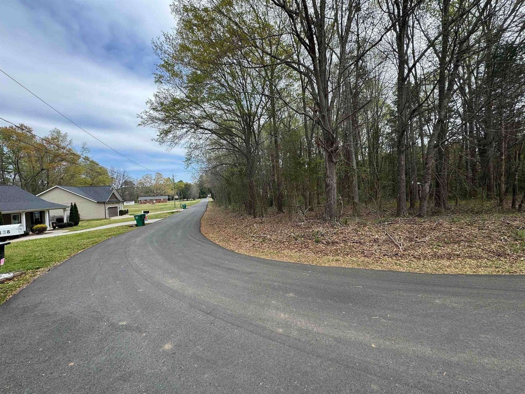 1.24 Acres of Residential Land for Sale in Chesnee, South Carolina