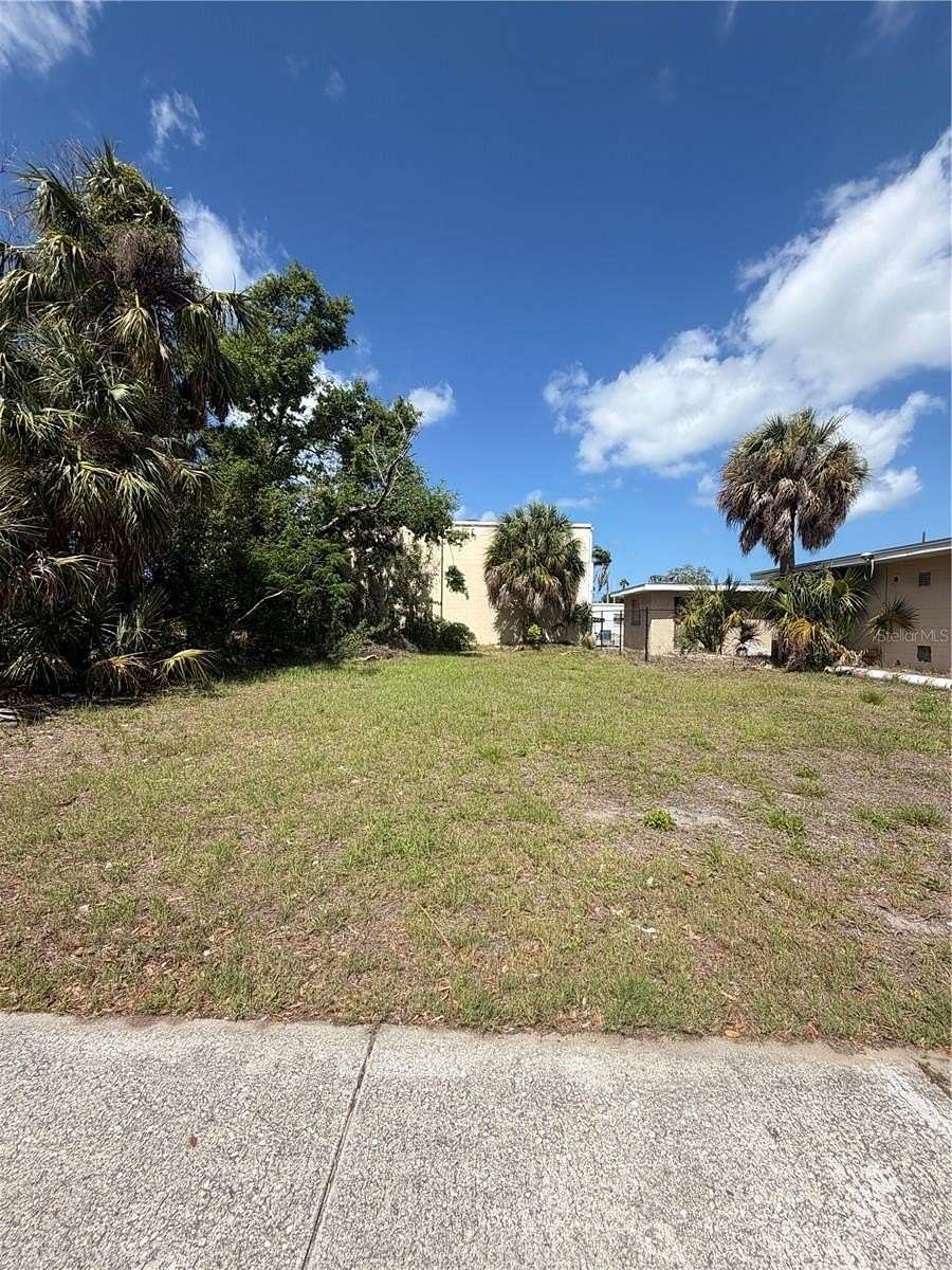 0.09 Acres of Commercial Land for Sale in Clearwater, Florida