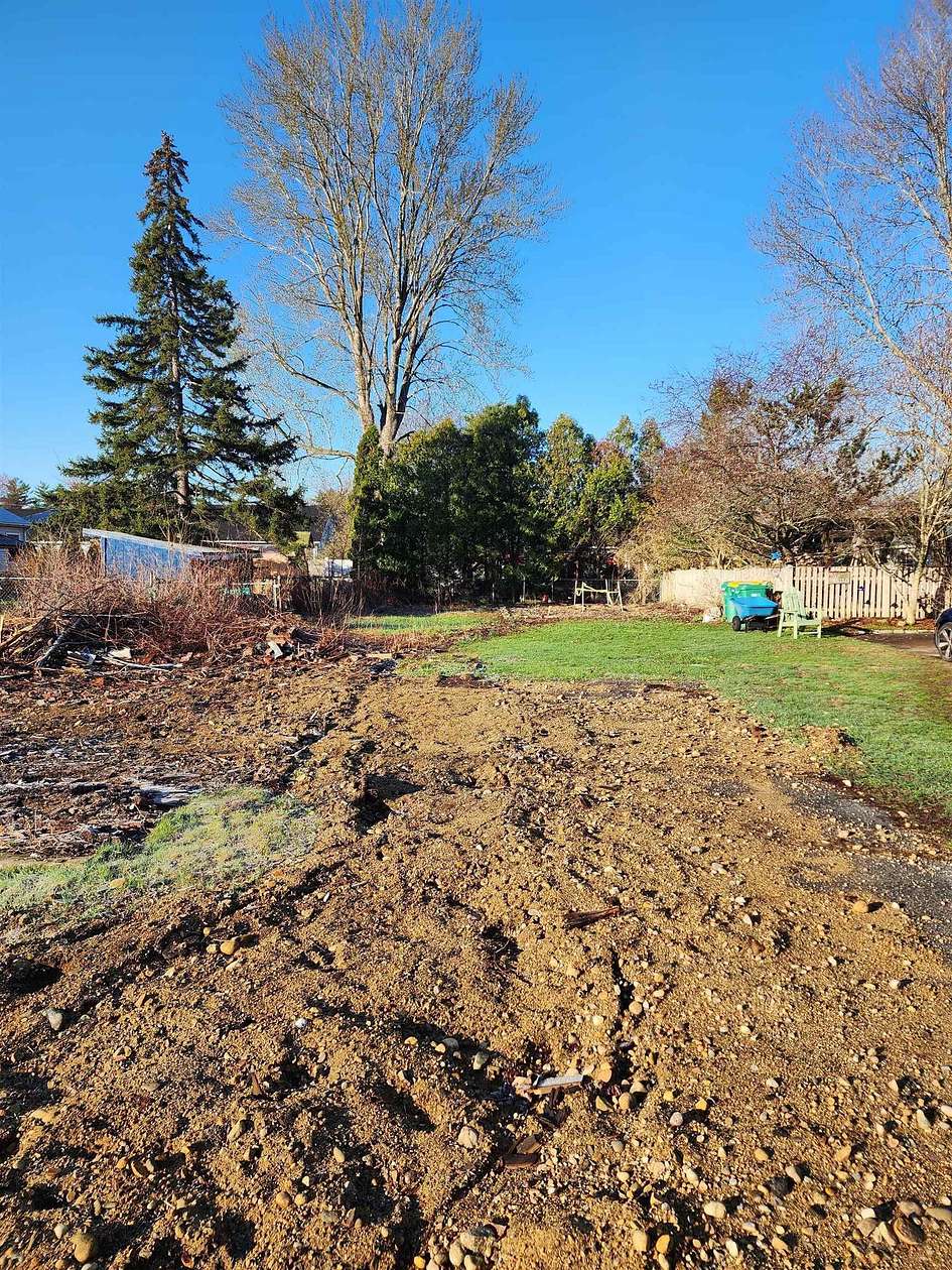 0.12 Acres of Residential Land for Sale in Rochester, New Hampshire