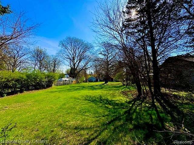 Residential Land for Sale in Farmington Hills, Michigan