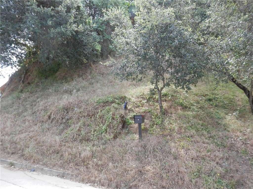 0.14 Acres of Residential Land for Sale in Los Angeles, California