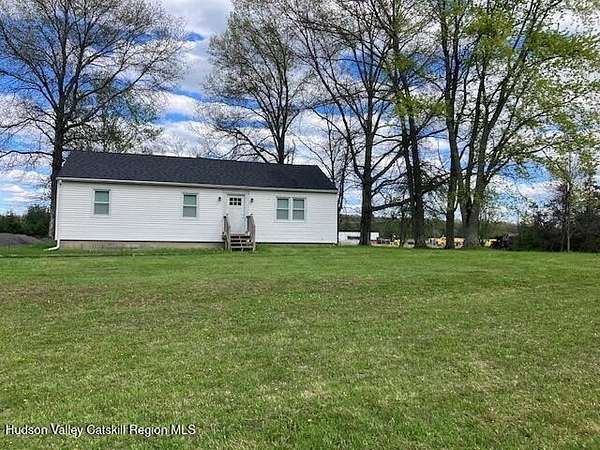 5 Acres of Improved Mixed-Use Land for Sale in Athens, New York