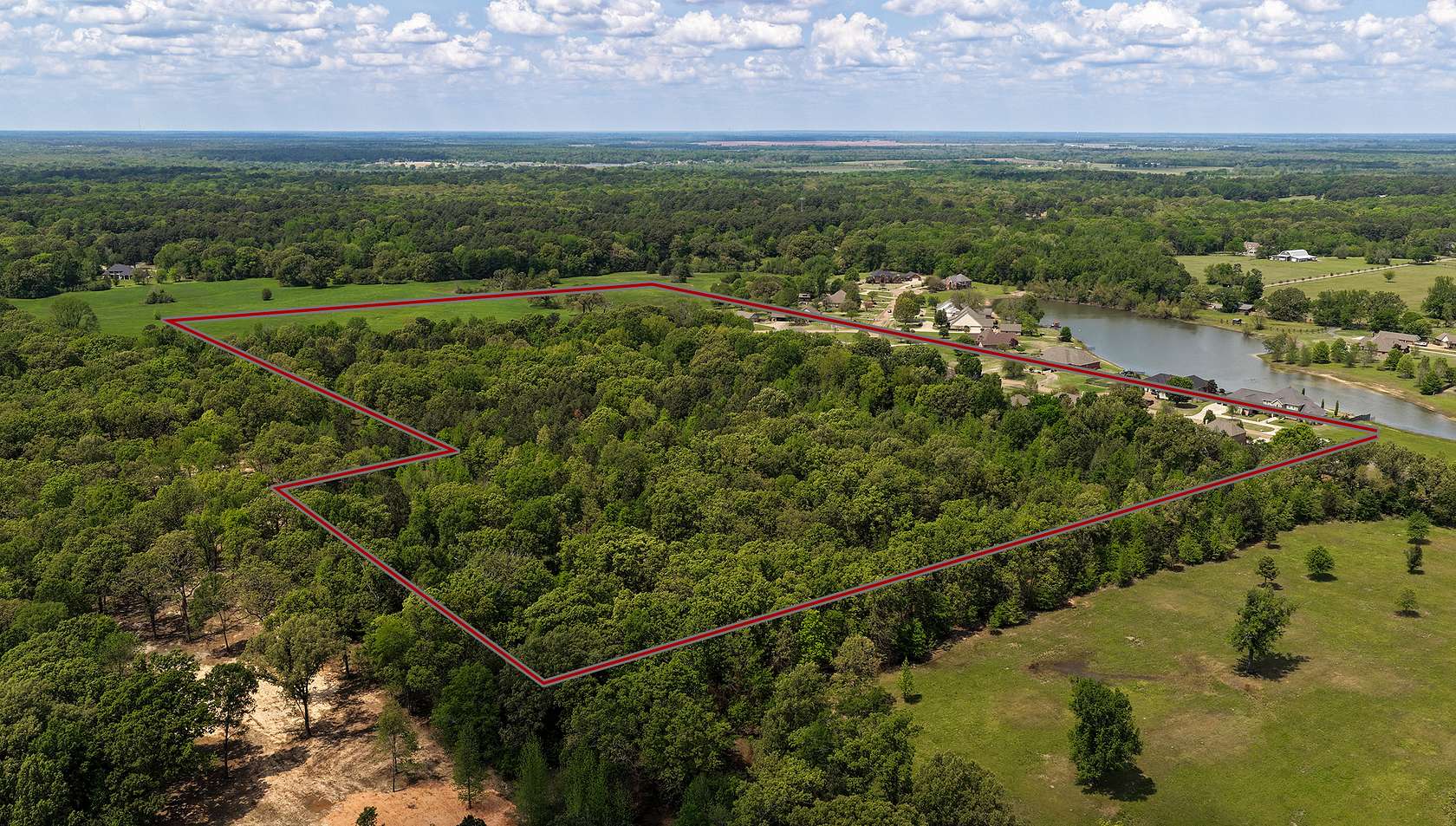 29.3 Acres of Land for Sale in Texarkana, Texas