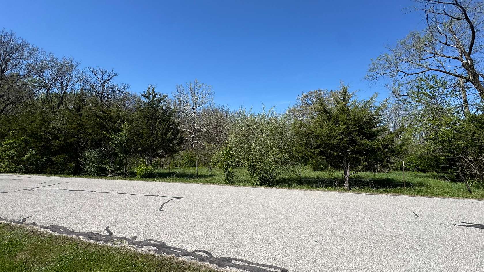 4 Acres of Residential Land for Sale in Bethany, Missouri