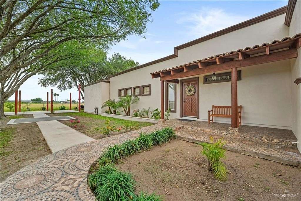 4.9 Acres of Land with Home for Sale in Edinburg, Texas