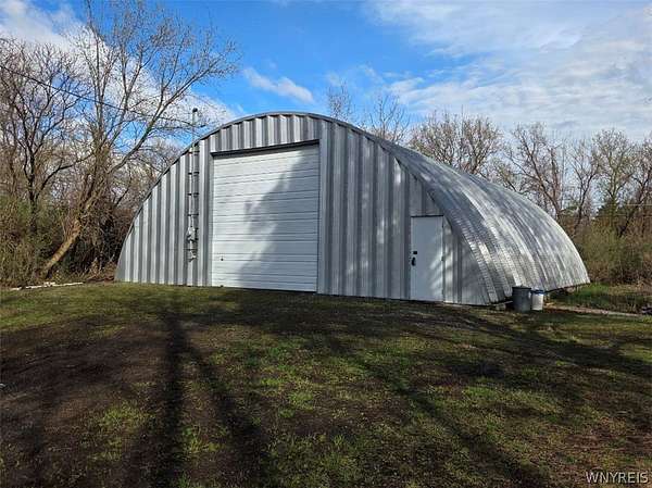 2.4 Acres of Residential Land for Auction in Stafford, New York