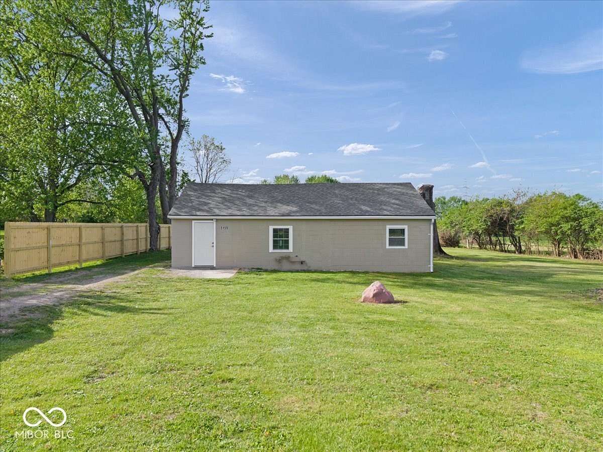 1.5 Acres of Land with Home for Sale in Indianapolis, Indiana