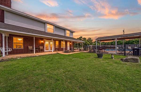 2 Acres of Land with Home for Sale in Waco, Texas