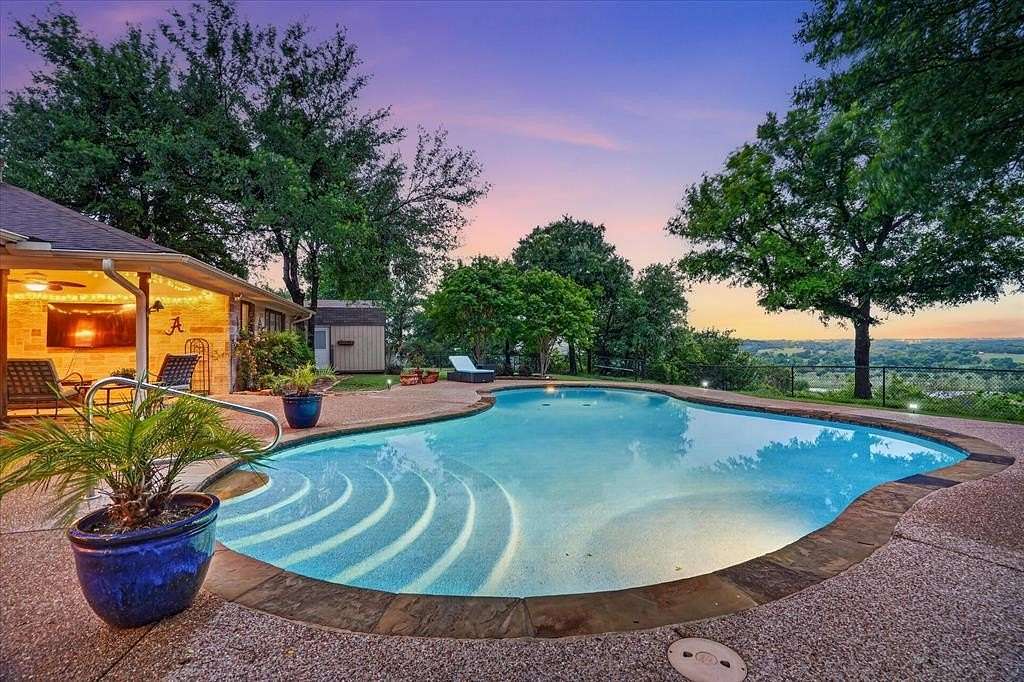 1.79 Acres of Land with Home for Sale in Willow Park, Texas