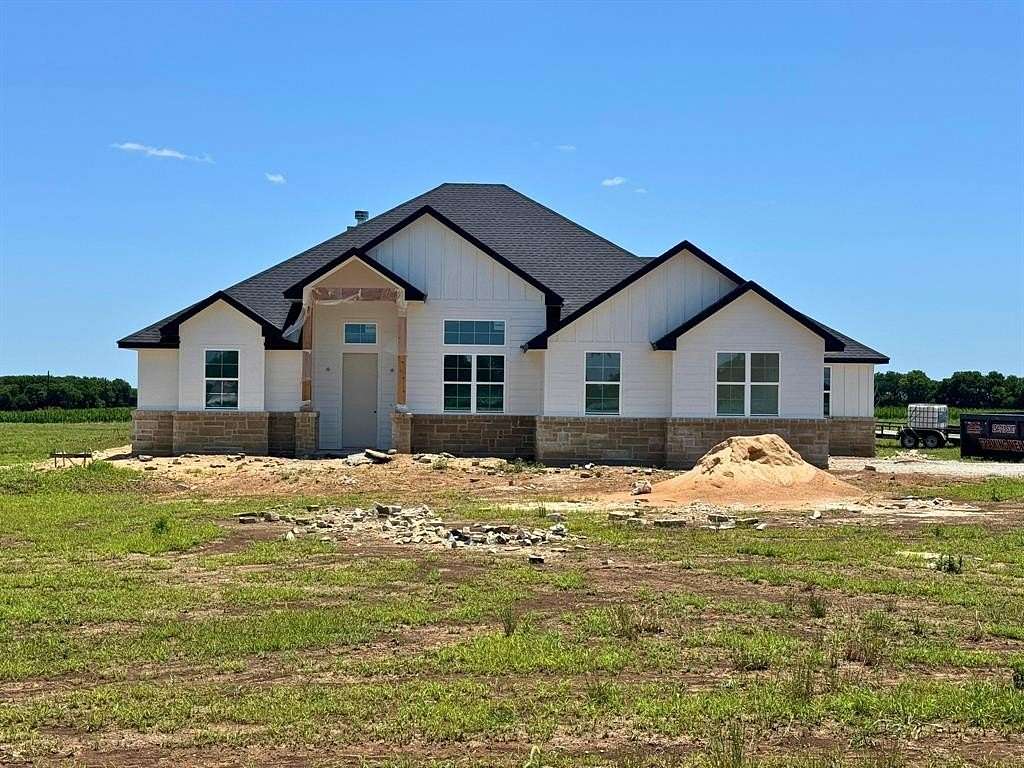 3 Acres of Land with Home for Sale in McGregor, Texas