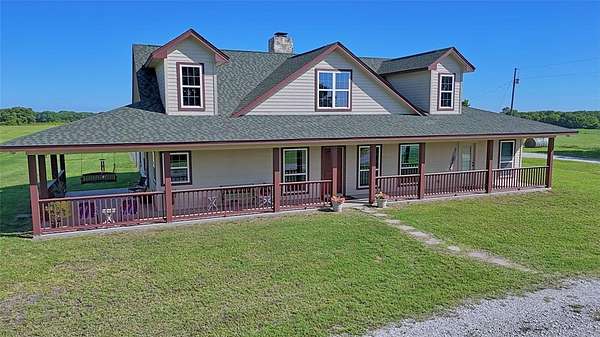 14.7 Acres of Land with Home for Sale in Bowie, Texas