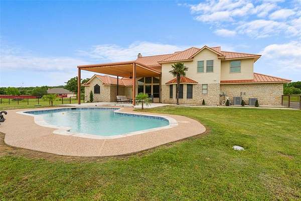 2.38 Acres of Land with Home for Sale in Fort Worth, Texas