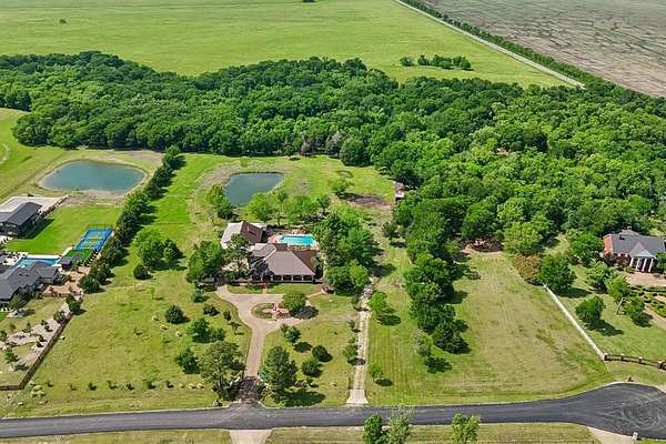 12 Acres of Land with Home for Sale in Rockwall, Texas