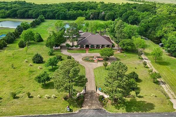 7 Acres of Land with Home for Sale in Rockwall, Texas