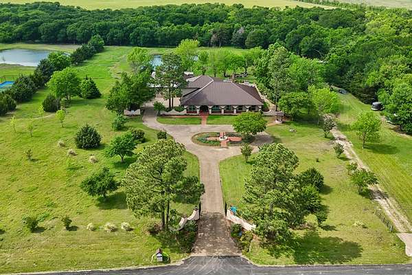 7 Acres of Land with Home for Sale in Rockwall, Texas
