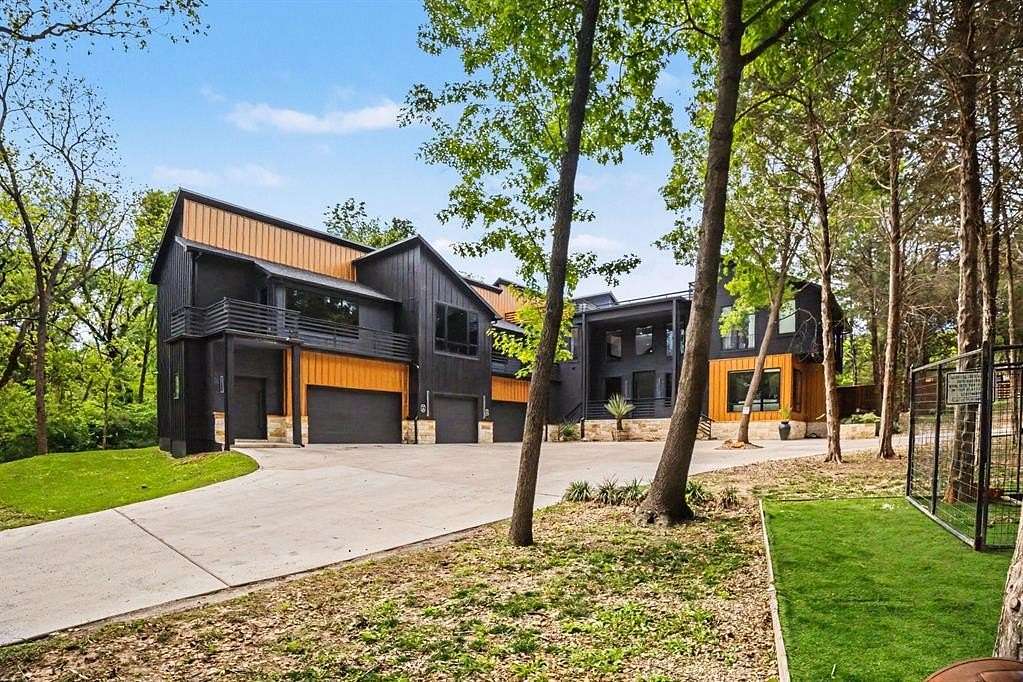 2 Acres of Land with Home for Sale in Lancaster, Texas