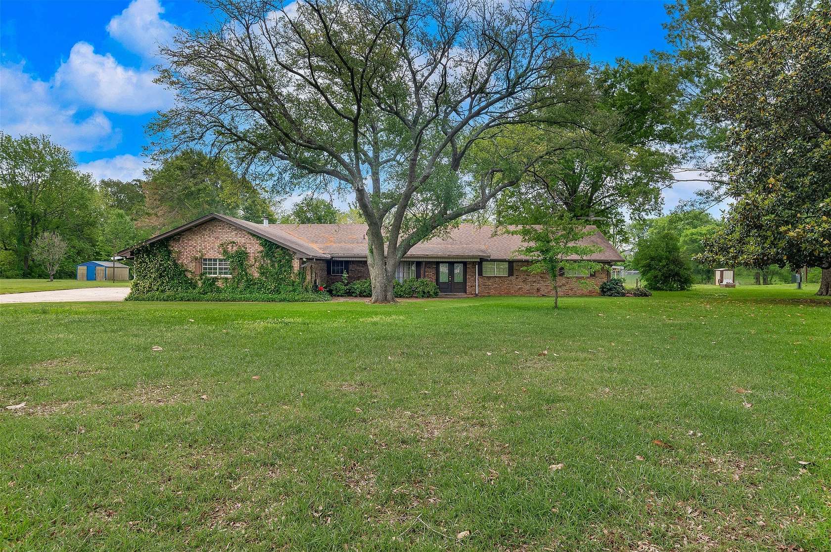 5.76 Acres of Land with Home for Sale in Bossier City, Louisiana