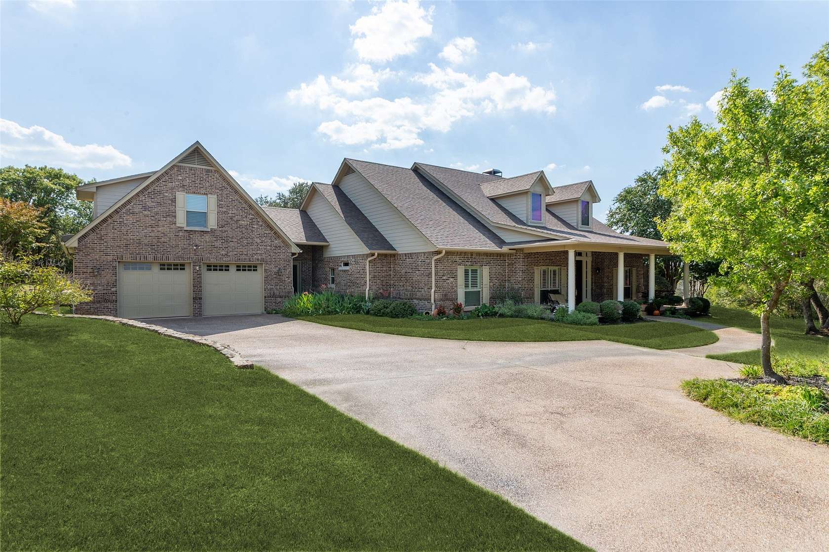 4.83 Acres of Land with Home for Sale in Weatherford, Texas