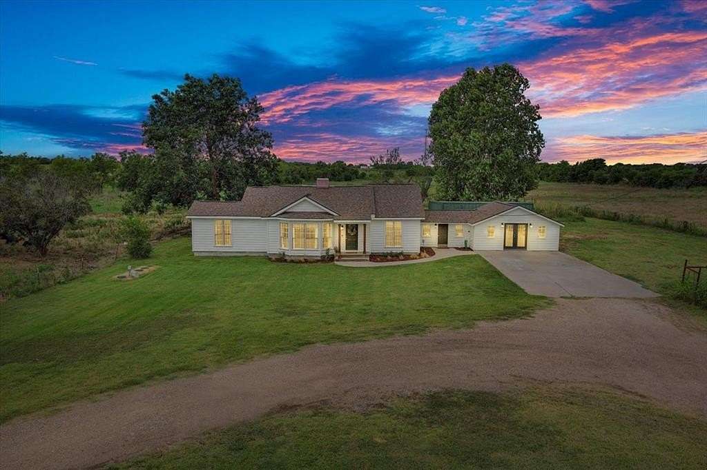 11.8 Acres of Land with Home for Sale in China Spring, Texas