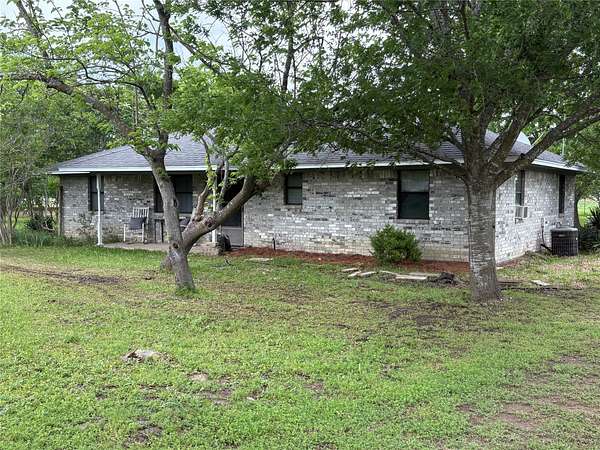 26.5 Acres of Agricultural Land with Home for Sale in Sulphur Springs, Texas