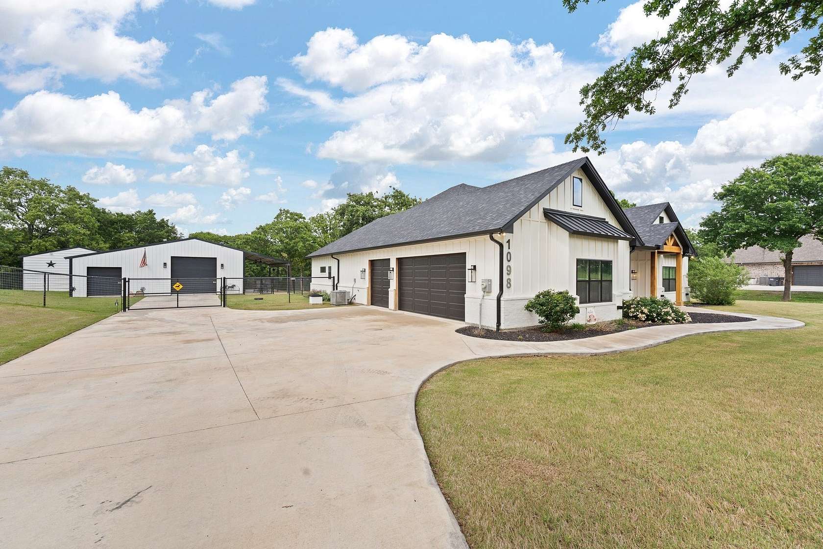 2 Acres of Land with Home for Sale in Weatherford, Texas