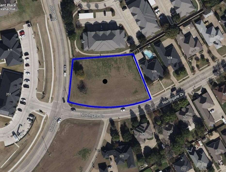 0.87 Acres of Commercial Land for Sale in Waxahachie, Texas