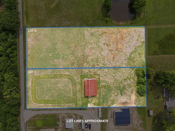 1.5 Acres of Land for Sale in Emory, Texas