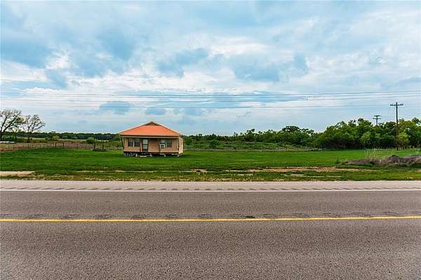 1 Acre of Land for Sale in Rising Star, Texas