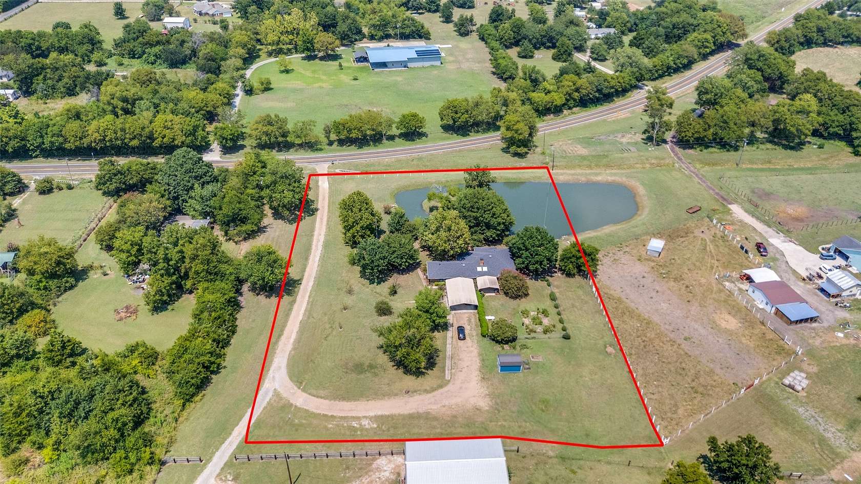 2.59 Acres of Land with Home for Sale in Farmersville, Texas