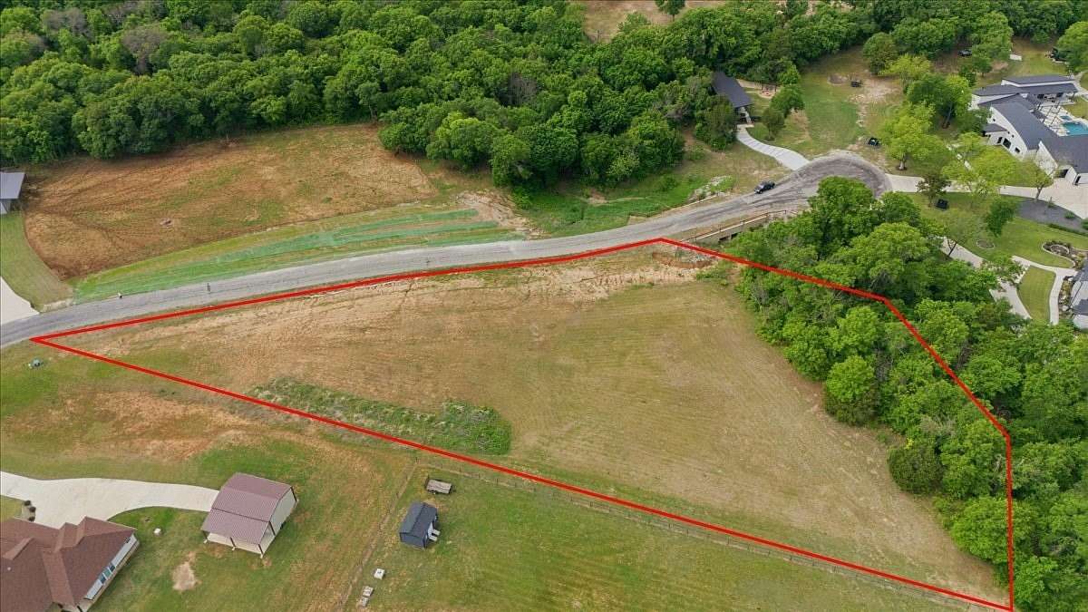2 Acres of Residential Land for Sale in Azle, Texas
